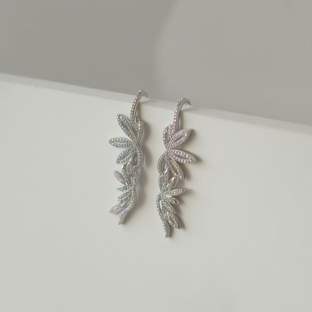 elegancki krawat na tle garnituru